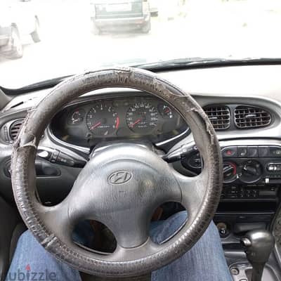 Hyundai Elantra 1996