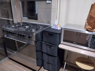 Oven in excellent condition