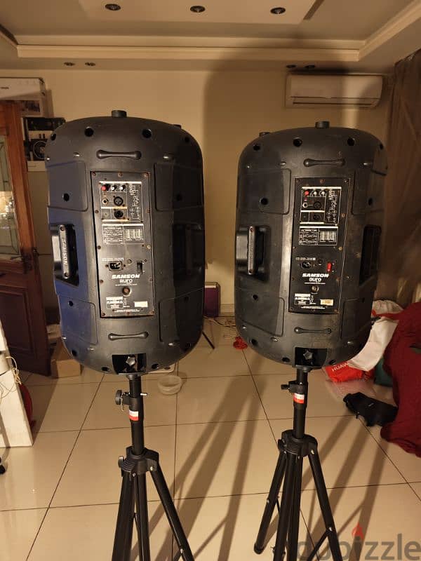 2 X Samson Auro D415 2-Way Active Loudspeaker 3