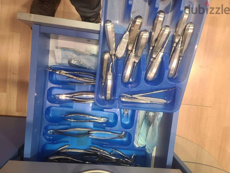 Full dental clinic equipment for sale(DUE TO TRAVEL) 6