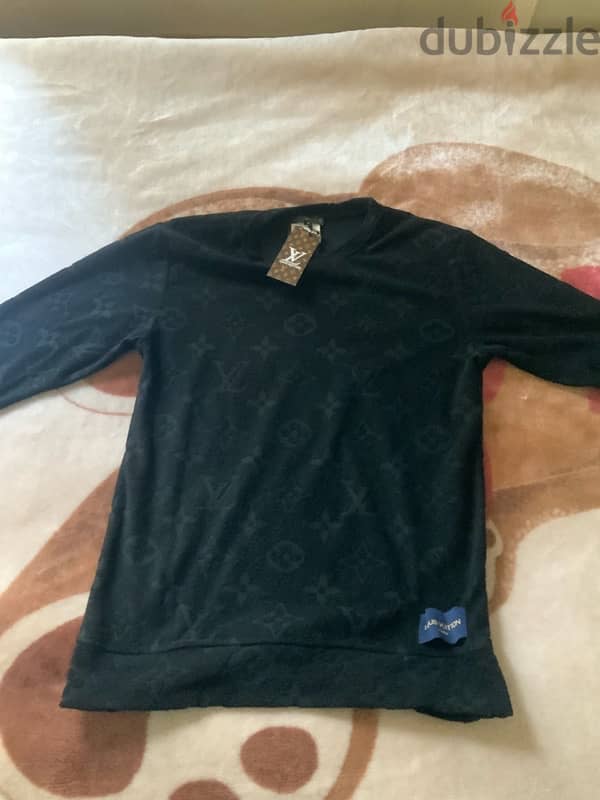 size medium black color from turkey 0