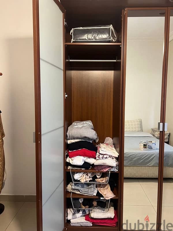 brown/grey closet with mirrors 1