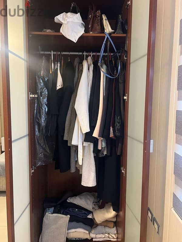 brown/grey closet with mirrors 4