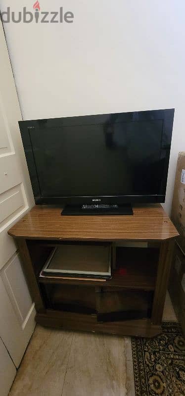 Tv with tv unit 0