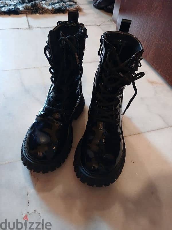 new black boot 2