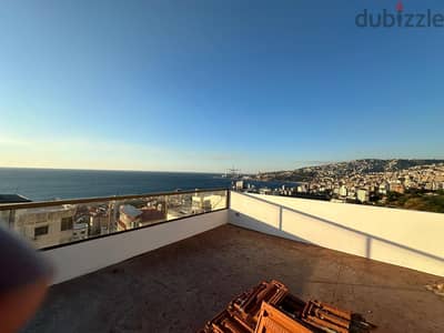 A 165 SQM APARTMENT PLUS 50 SQM TERRACE FOR SALE IN HARET SAKHER!!