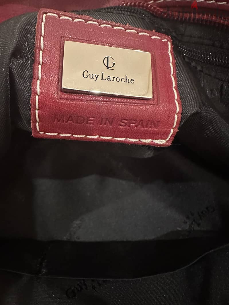 Guy Laroche white and red leather 4