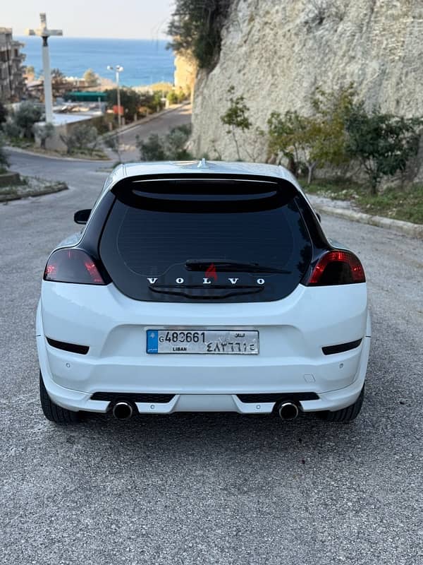 Volvo C30 2011 0