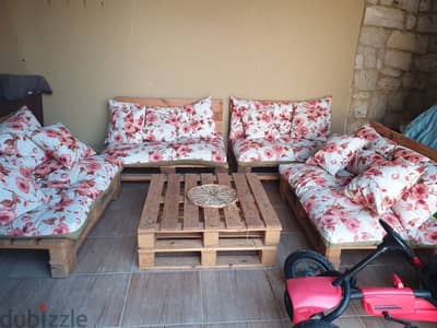 4 sofas and table for sale