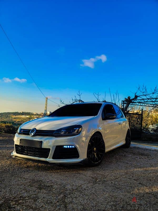 Volkswagen GTI 2011 0