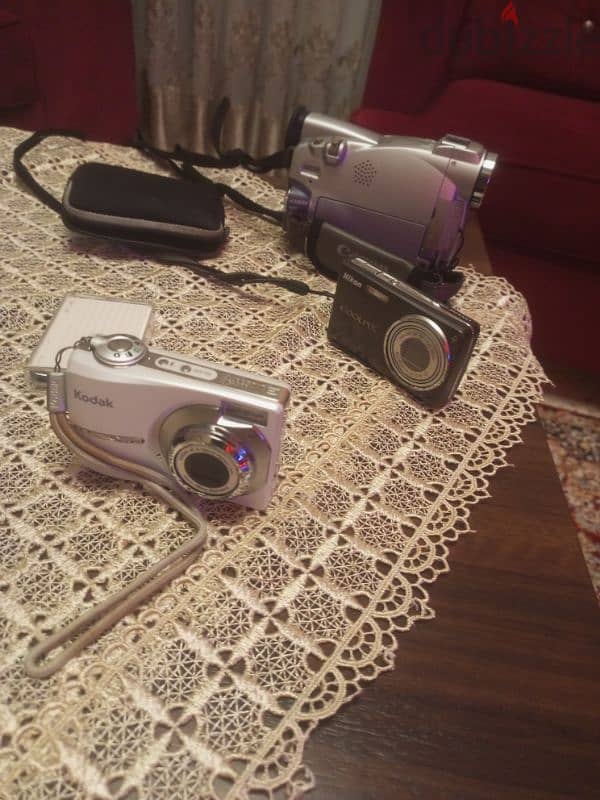 cameras 4