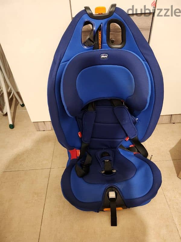 chicco car  seat for babies 1