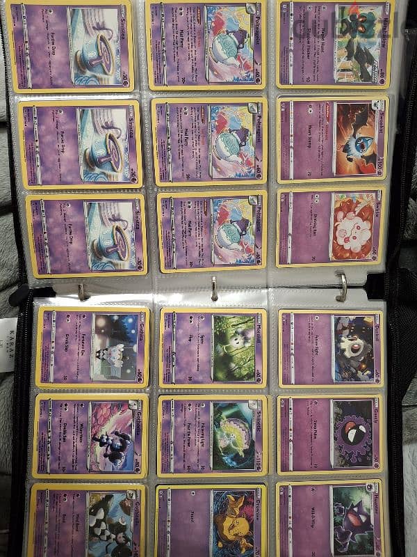 300+ Cards with rare Charizards worth 100$+ 11