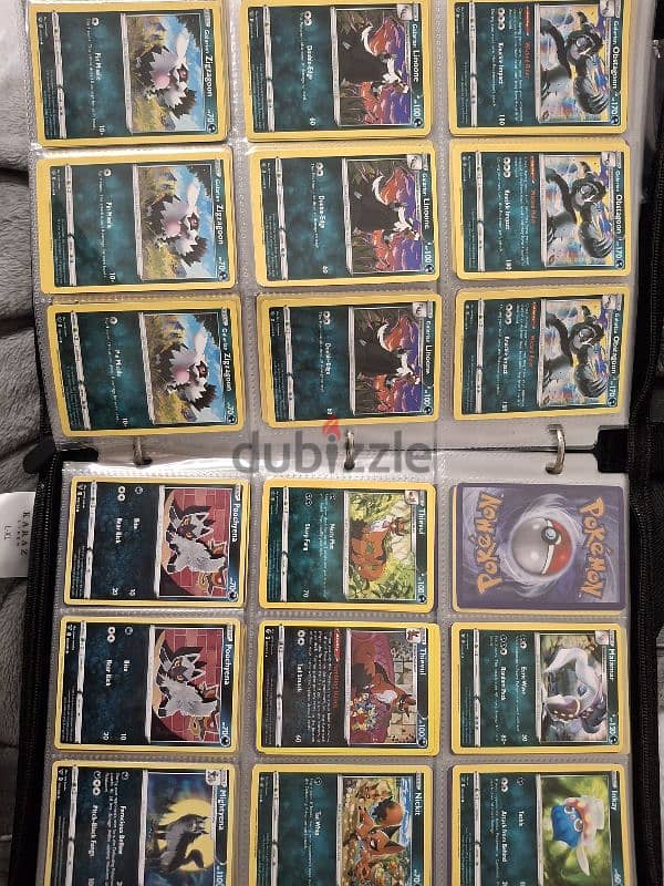 300+ Cards with rare Charizards worth 100$+ 13