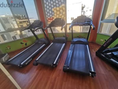 full gym. نادي كامل للبيع للتواصل 03599683