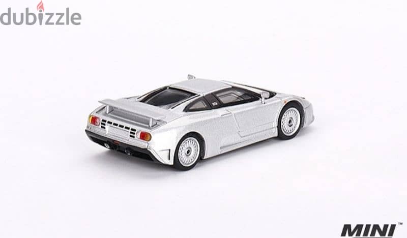 Bugatti EB110  diecast car model 1;64. 2