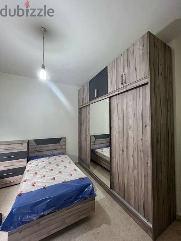 A bedroom that has been in use for one year 0