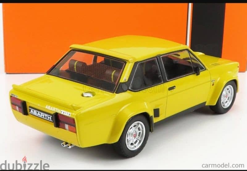 Fiat Abarth 131 diecast car model 1;18. 4