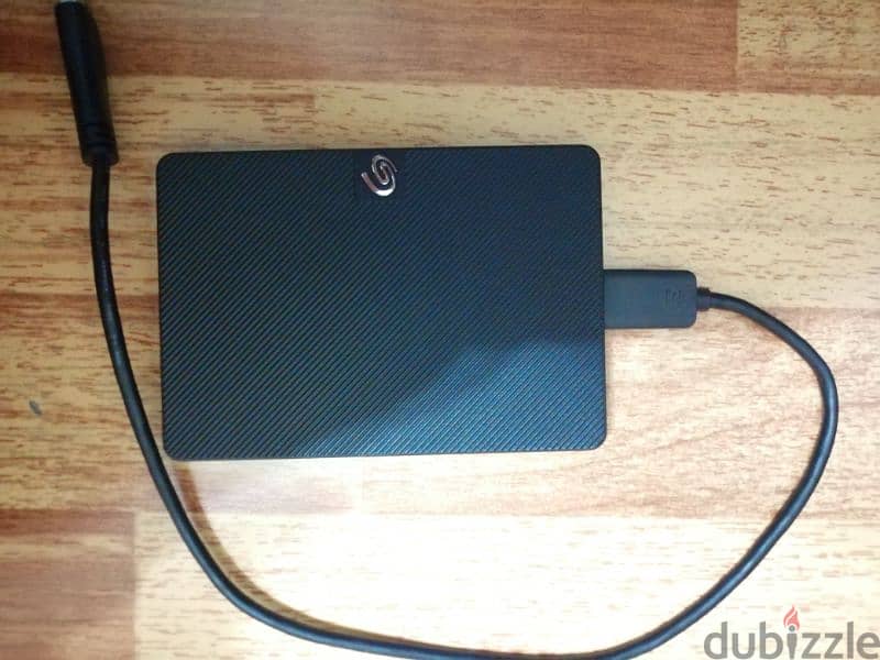 usb external hard disk 2TB seagate used only 1 month or seagate 4TB 1