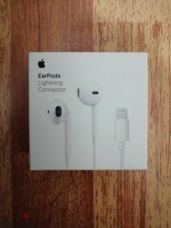 Apple original earphones  Lightning  cable, new in the box 0