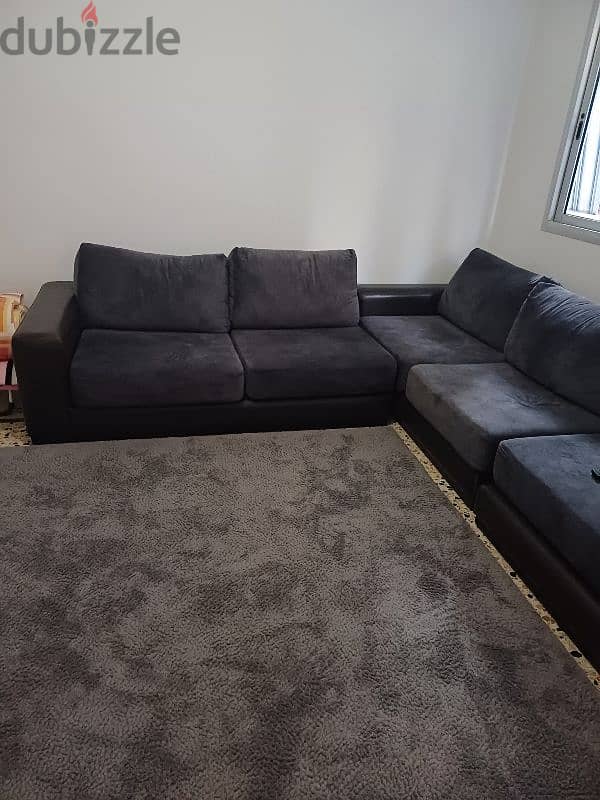 living room used very clean 1