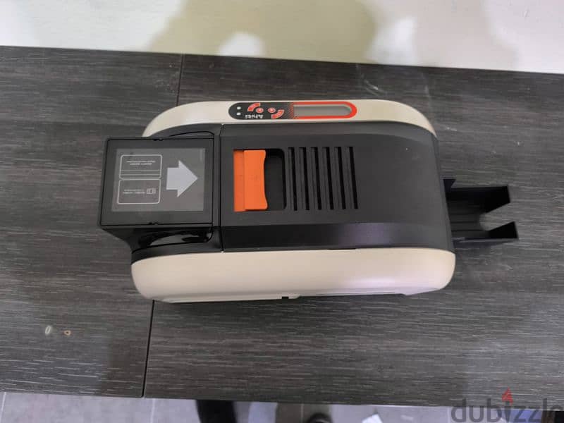 ID CARDS PRINTER HITI DESIRE C220 NOT USED 3