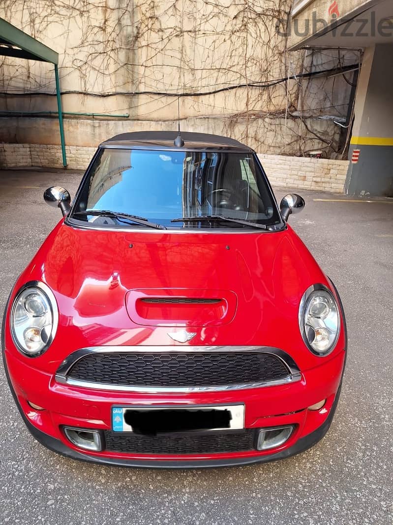 MINI Cooper S convertible 2011 0