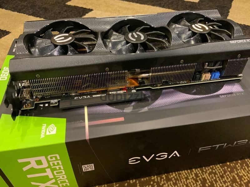 EVGA GeForce RTX 3090 FTW3 24GB MINT CONDITION !! 1