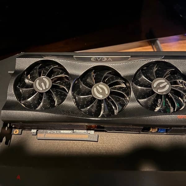 EVGA GeForce RTX 3090 FTW3 24GB MINT CONDITION !! 3