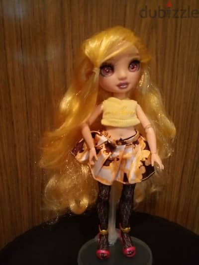 RAINBOW HIGH SHERYL MEYER OMG As new Big doll articulated +Shoes=40$