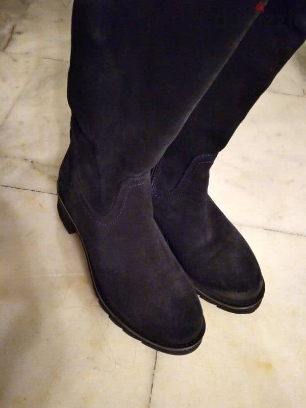 women's boots 0