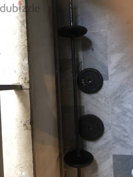 Bar 10 kg  and 4 x 5kg plates 0