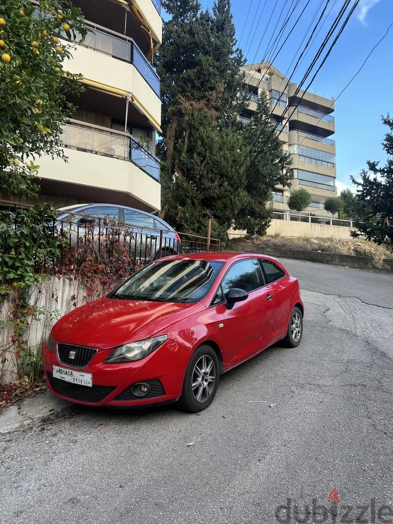 Seat Ibiza 2012 Hatchback coupe 0