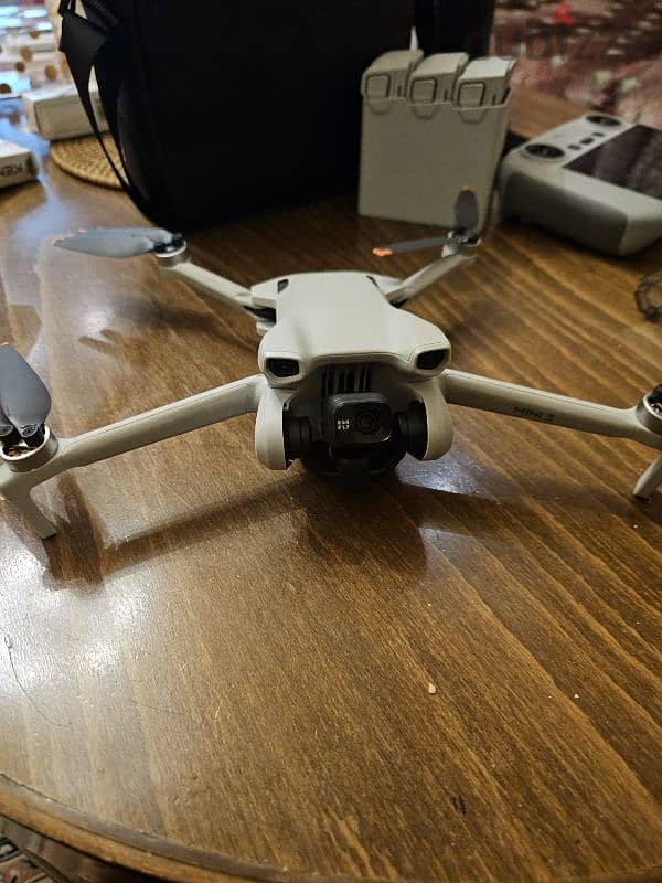 DJI mini3 Combo RC 1