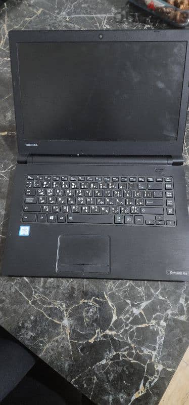 toshiba satellite pro A40-C 1