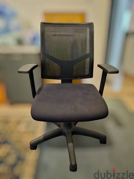 desk chair 0