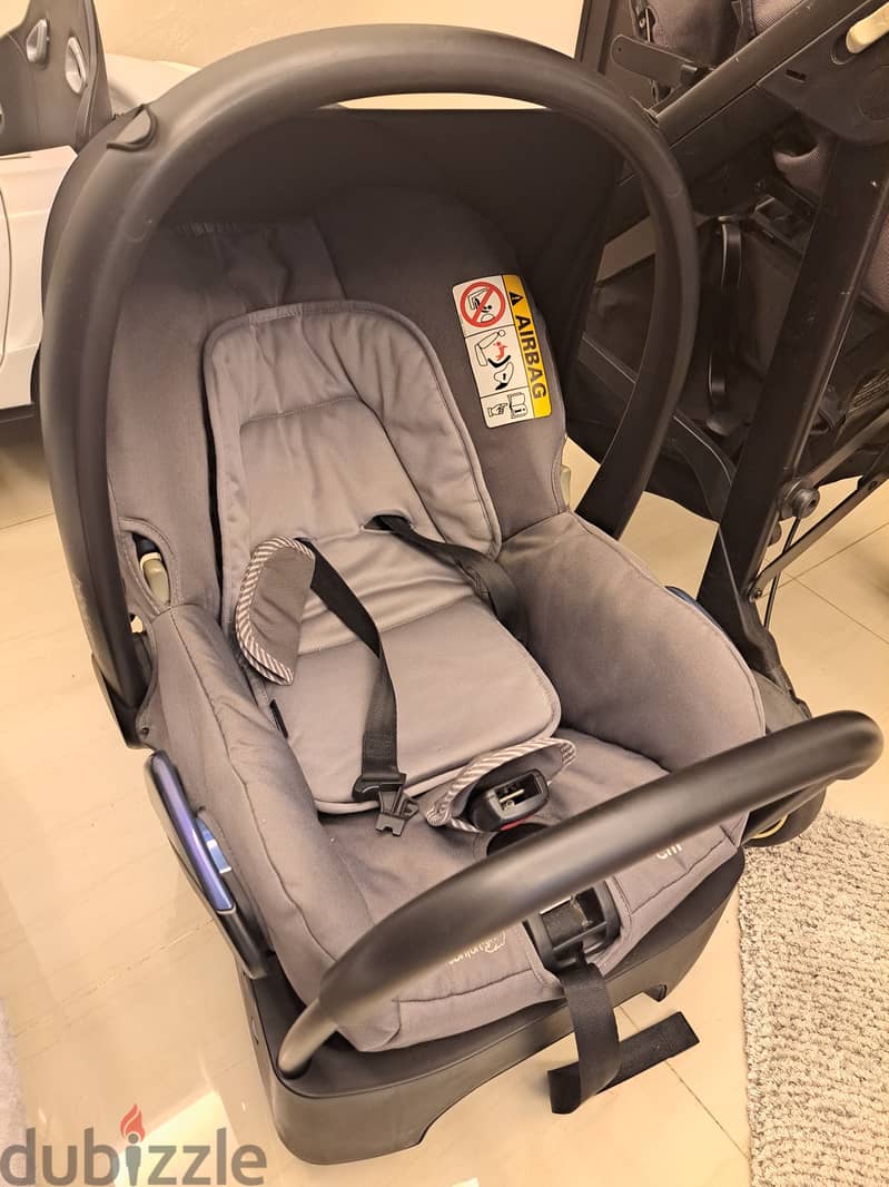 Car seat, stroller and portebebe 2