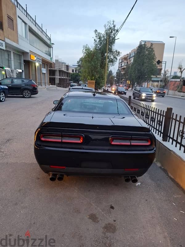 Dodge Challenger 2016 0