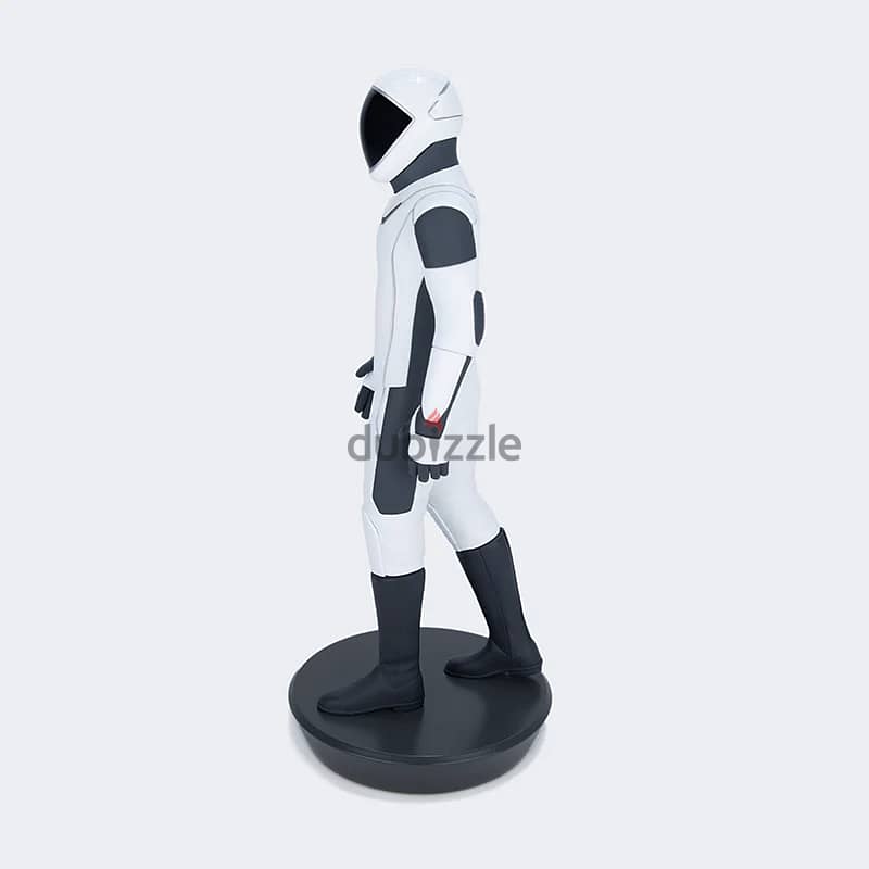 SpaceX IVA suit figurine 2