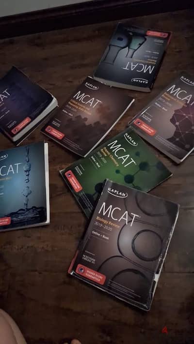 MCAT BOOKS, FULL SET