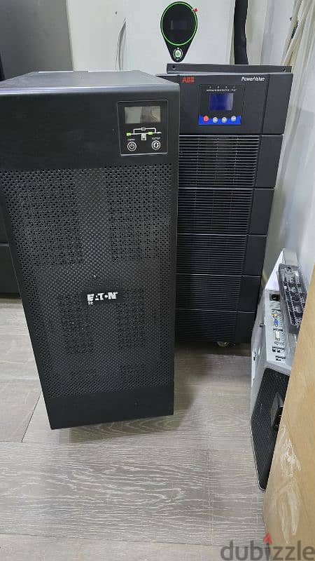 2 online Ups Eaton+Powervalue Abb 0