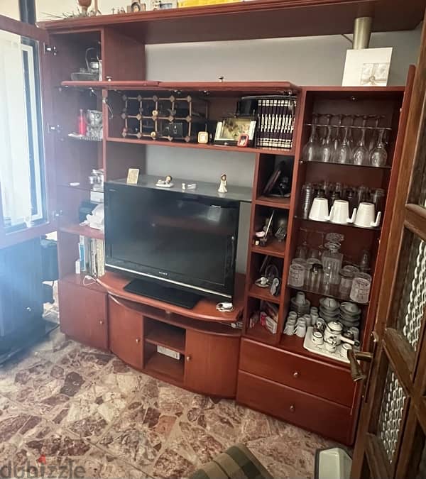 TV Unit/Cabinet with tables 1