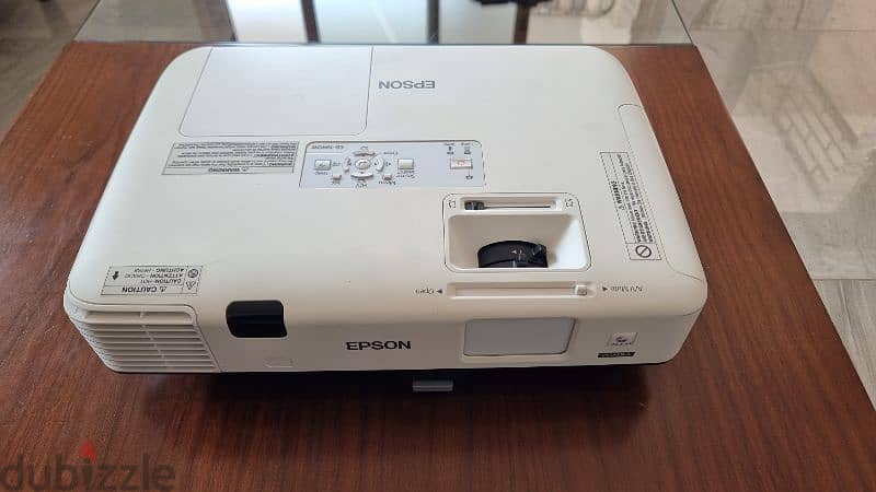 Epson PowerLite 1945W LCD Projector 1