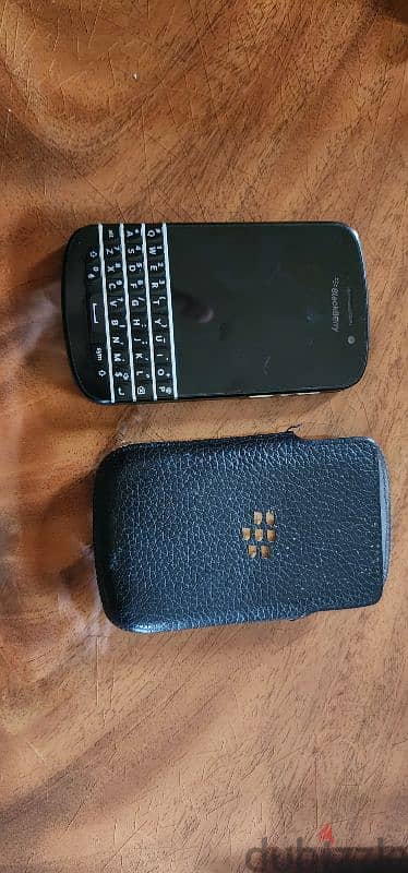 Galxy Note Edge  BlackBerry Q10  Sony Experia Z3  (Phone Package) 3