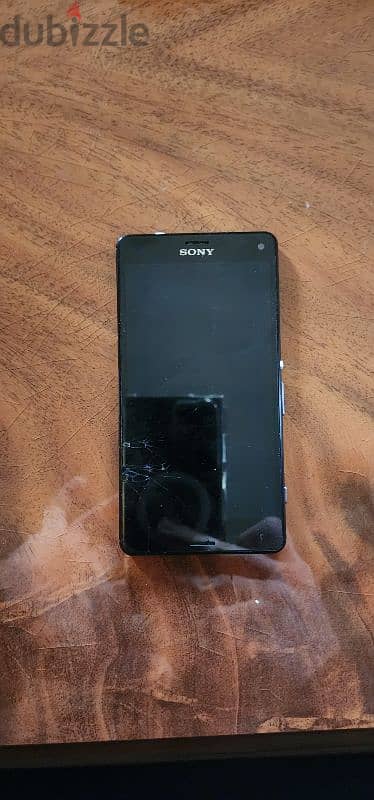 Galxy Note Edge  BlackBerry Q10  Sony Experia Z3  (Phone Package) 4