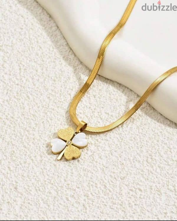 stainless steel four leaf clover charm necklace 2