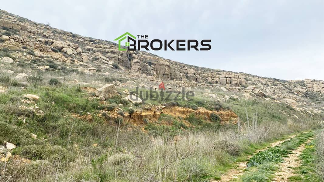 Land for Sale in Kfarnis  أرض للبيع في كفرنيس 3