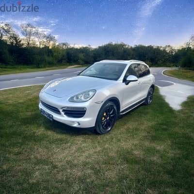 Porsche Cayenne 2011 v6