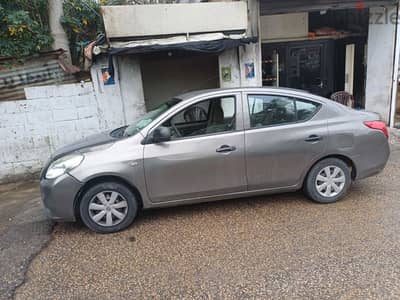 Nissan Sunny 2014