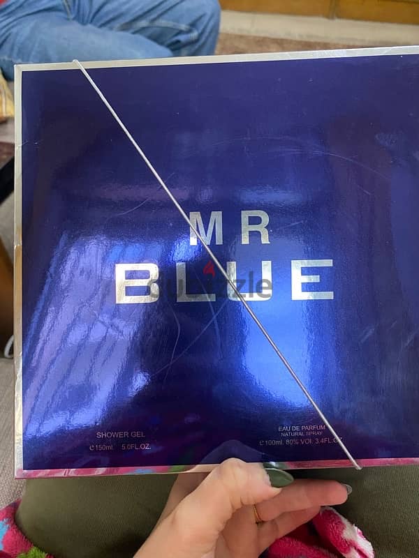 Mr. Blue perfume and shower gel 1